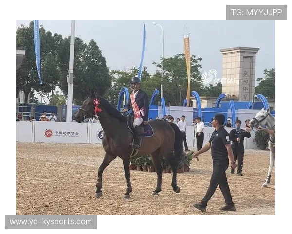 中国马术障碍赛选手在国际赛中获国际骑手好评